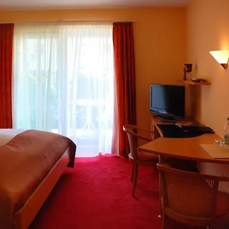 Hotel Im Winkel Und 3*